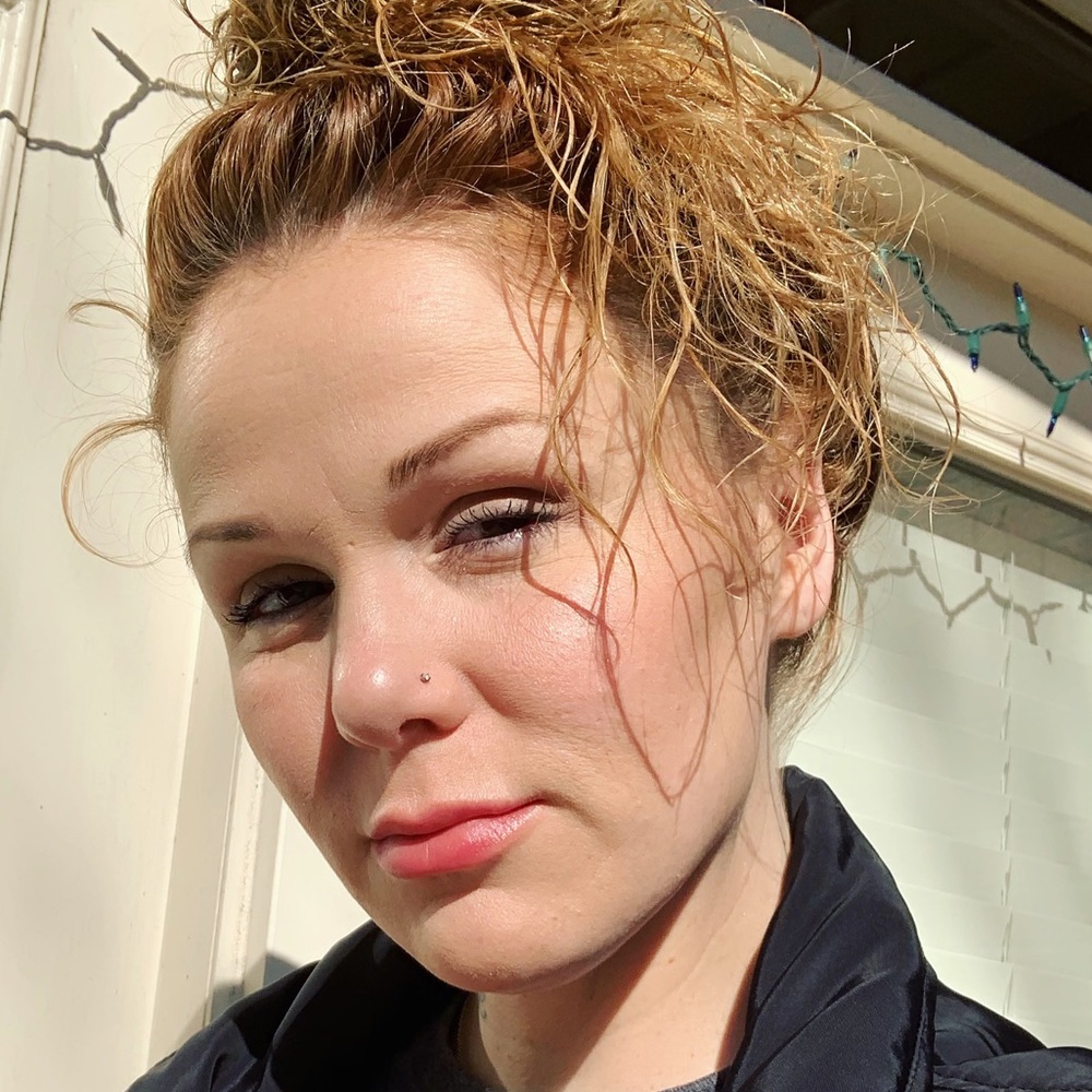 Meet your Posher, Stephanie